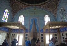 Yemiş İskelesi’nde Ahî Çelebi Camii