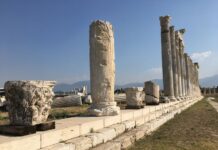 Mahmud Paşa Türbesi